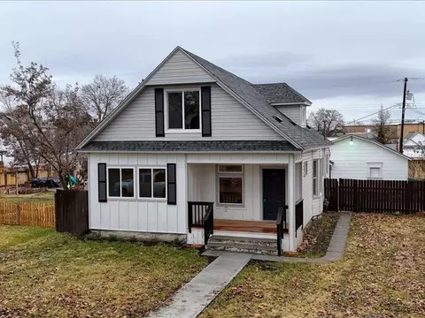 1214 W Shannon Ave, Spokane, WA 99205