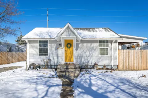7115 E 2nd Ave, Spokane Valley, WA 99212