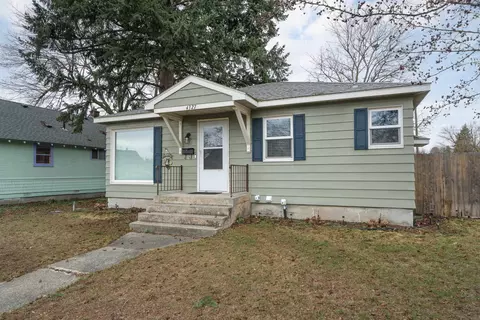 4327 N Madison St, Spokane, WA 99205