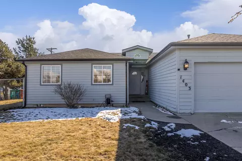1403 Sinclair St, Davenport, WA 99122