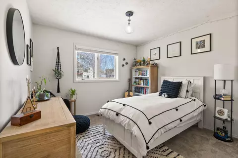 Bedroom - 3211 E 65th Ave, Spokane, WA 99223 photo 3 of 5