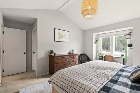 Bedroom - 3211 E 65th Ave, Spokane, WA 99223 photo 2 of 5