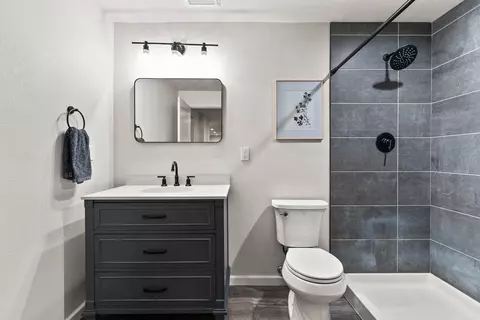 Bath - 3211 E 65th Ave, Spokane, WA 99223 photo 3 of 3