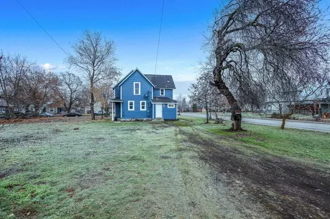 Exterior - 1928 E Sharp Ave, Spokane, WA 99202 photo 6 of 10
