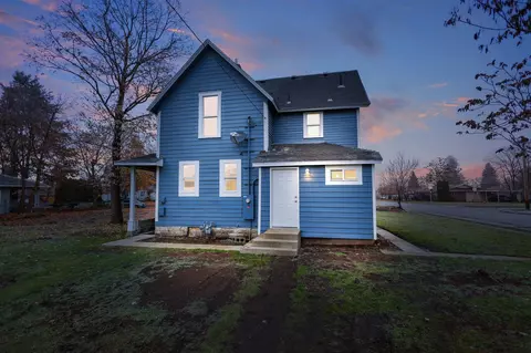 Exterior - 1928 E Sharp Ave, Spokane, WA 99202 photo 8 of 10