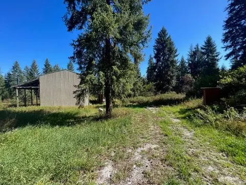 3378 F Hill Loop Rd, Kettle Falls, WA 99141