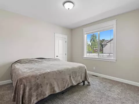 3713 E 25th Ave, Spokane, WA 99223 photo 24
