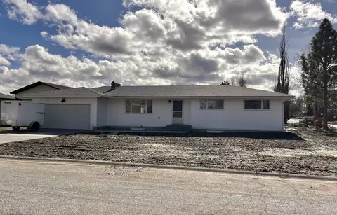 3510 E 3rd Ave, Mead, WA 99021