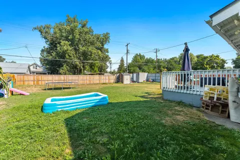 Exterior - 2423 E 5th Ave, Spokane, WA 99202 photo 15 of 18