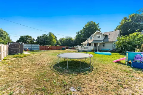 Exterior - 2423 E 5th Ave, Spokane, WA 99202 photo 14 of 18