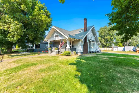 Exterior - 2423 E 5th Ave, Spokane, WA 99202 photo 2 of 18
