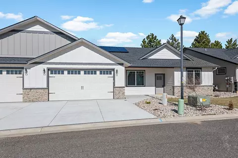 1109 N Country Club Dr #10, Deer Park, WA 99006
