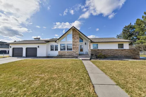 2714 S Adams Rd, Veradale, WA 99037