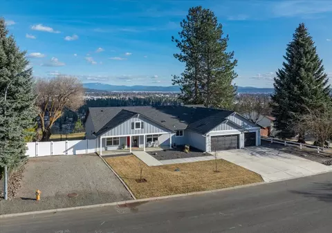 7822 N Panorama Dr, Spokane, WA 99208