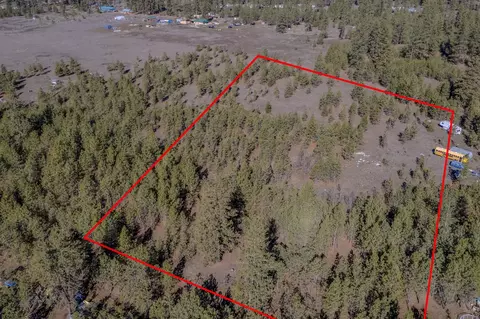 7664 Loralee St Way, Ford, WA 99013