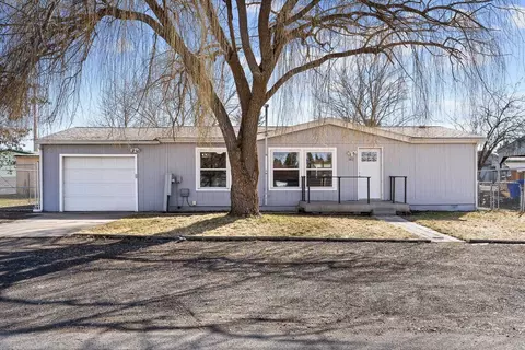 1412 Evergreen Rd, Deer Park, WA 99006