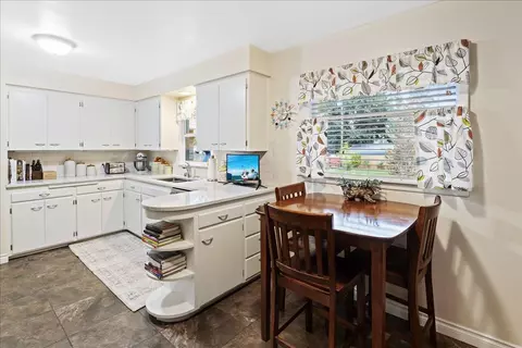944 E 35th Ave, Spokane, WA 99203 photo 18