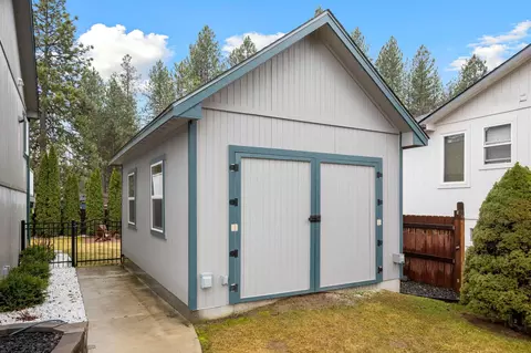 418 E Pine Needle Ave, Colbert, WA 99005 photo 4