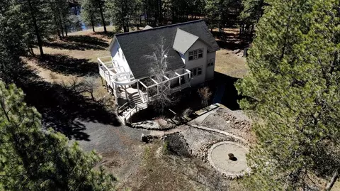 17810 S Victor Ln, Valleyford, WA 99036