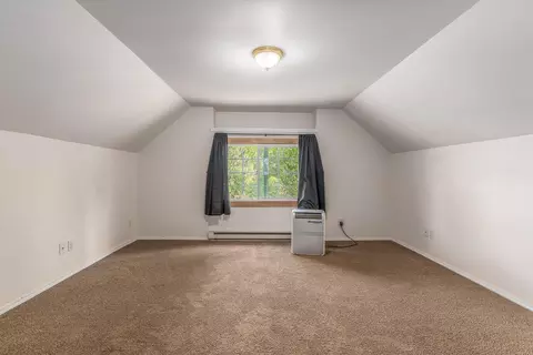 947 E Baldwin Ave, Spokane, WA 99207 photo 17