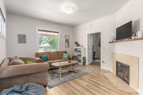 947 E Baldwin Ave, Spokane, WA 99207 photo 5