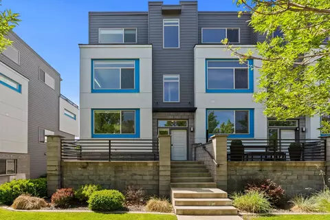 2007 W Summit Pkwy, Spokane, WA 99201