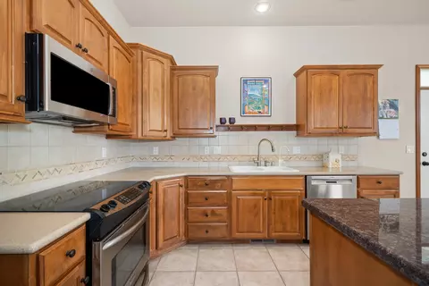708 Erica Ct, Spokane, WA 99208 photo 16