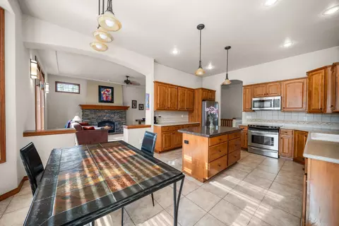 708 Erica Ct, Spokane, WA 99208 photo 12