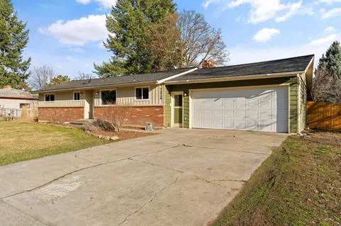 Exterior - 11719 E 17th Ave, Spokane Valley, WA 99216 photo 1 of 8