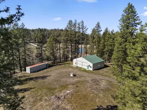 12627 W Meadow Lake Branch Rd, Cheney, WA 99004
