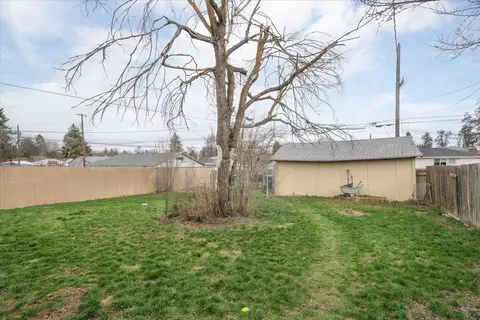 1504 Everett Ave, Spokane, WA 99207 photo 12