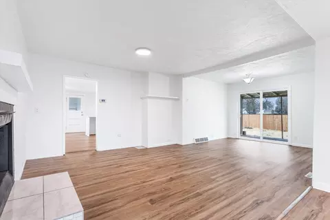 3724 E 1st St, Mead, WA 99021 photo 7