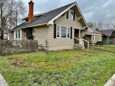 948 E Illinois Ave, Spokane, WA 99207