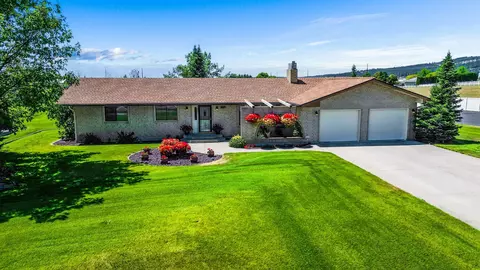 3327 N Campbell Rd, Otis Orchards, WA 99027
