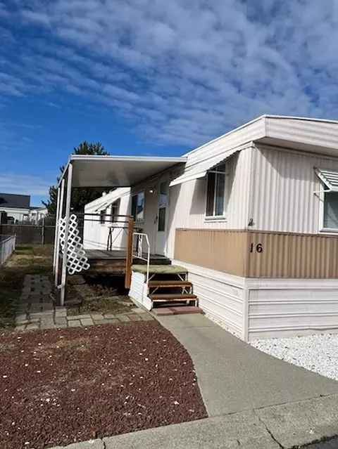 1205 E Lyons Ave #16, Spokane, WA 99208