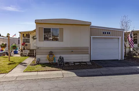 1209 E Lyons Ave #219, Spokane, WA 99208