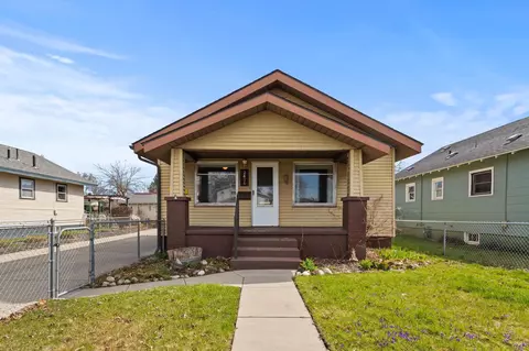 2416 N Perry St, Spokane, WA 99207