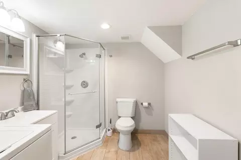 Bath - 9404 E Sinto Ave, Spokane, WA 99206 photo 3 of 3