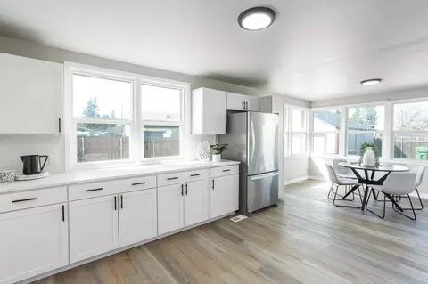 117 Everett Ave, Spokane, WA 99207 photo 8
