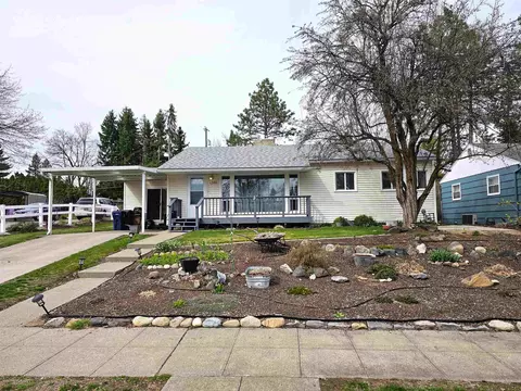 1201 E 36th Ave, Spokane, WA 99203 photo 3