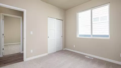 2127 E 33rd Ave, Spokane, WA 99203 photo 17