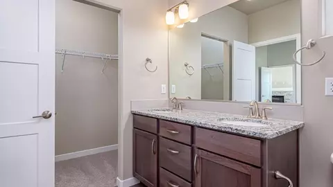 2127 E 33rd Ave, Spokane, WA 99203 photo 13