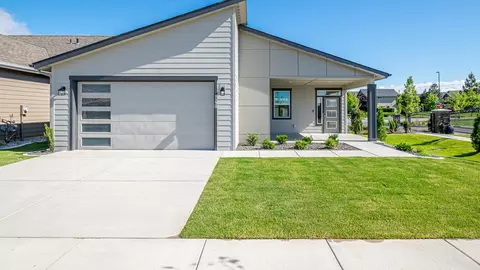 2127 E 33rd Ave, Spokane, WA 99203