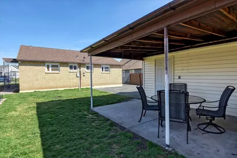 Exterior - 830 E Hoffman Ave, Spokane, WA 99207 photo 5 of 8