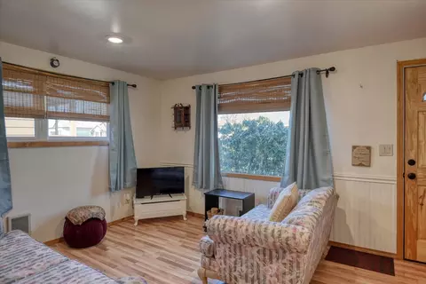 Bedroom - 830 E Hoffman Ave, Spokane, WA 99207 photo 1 of 3