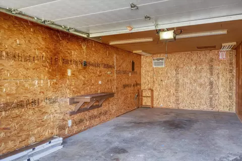 Exterior - 830 E Hoffman Ave, Spokane, WA 99207 photo 7 of 8