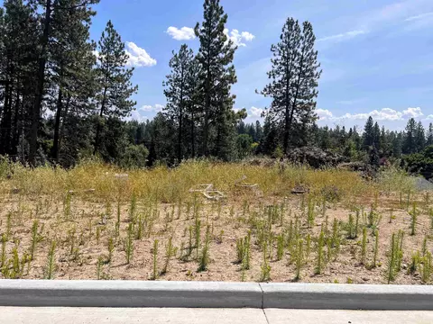 8 N Nnn N Jefferson Dr #LOT 7, Spokane, WA 99208