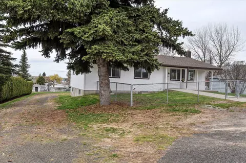 245 N Spangle Ave, Spangle, WA 99031 photo 3