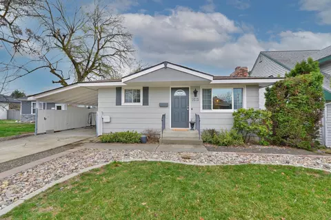 1615 W Kiernan Ave, Spokane, WA 99205