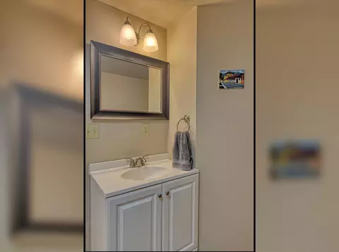 Bath - 3217 N Ely Rd, Spokane Valley, WA 99212 photo 3 of 3